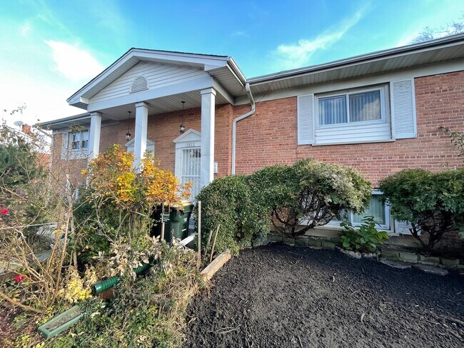 Building Photo - 7873 N Nordica Ave