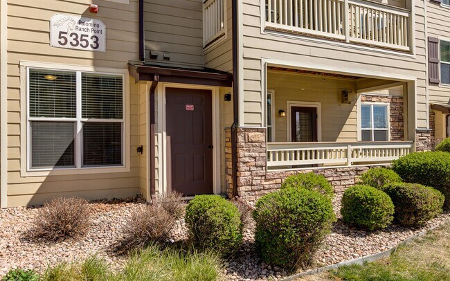 Foto del edificio - 5353 Palomino Ranch Point