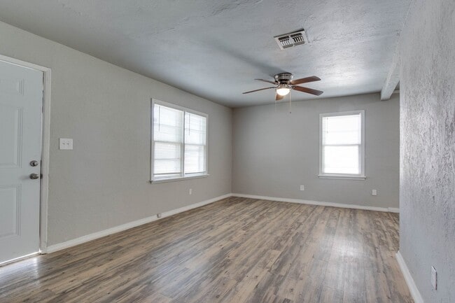Photo - Remodeled 3-Bedroom Home with Spacious Patio & Deck!