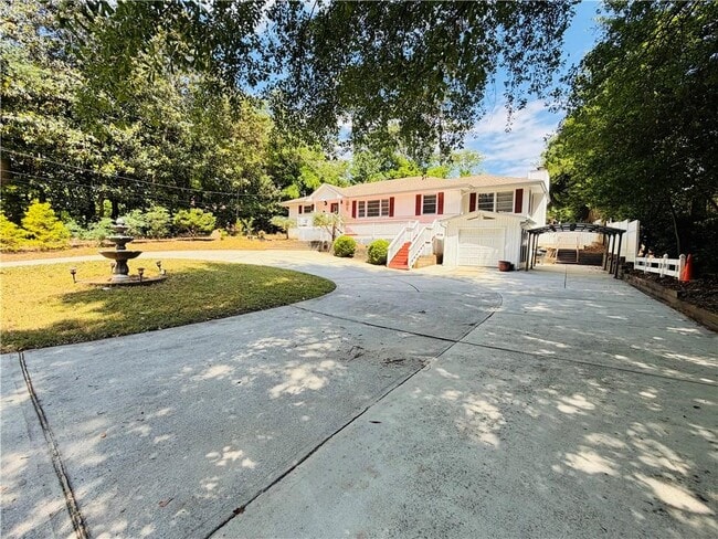 Building Photo - 164 Osner Dr NE