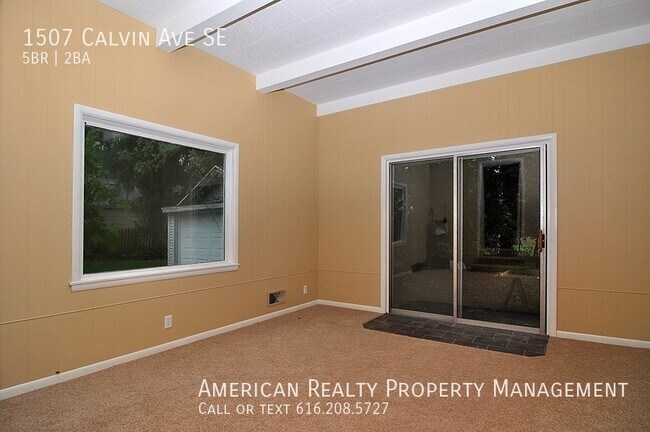 Foto del edificio - 1507 Calvin Ave SE