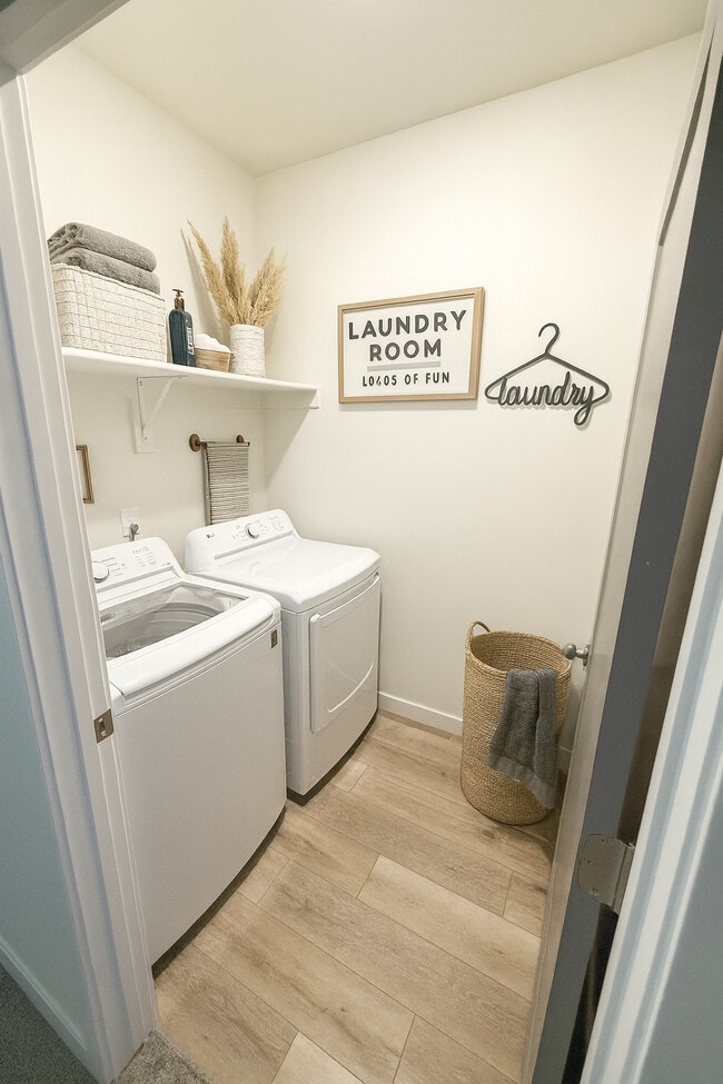 Building Photo - The Point Townhomes