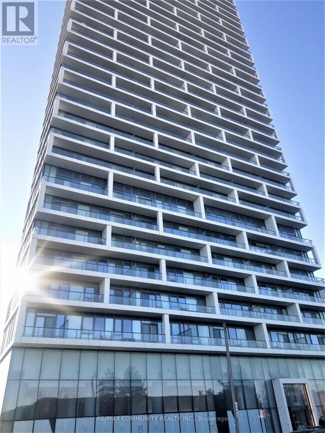 Building Photo - 898 Portage Pkwy