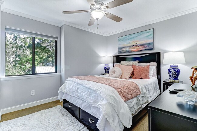 Foto del edificio - 2328 Sadler Rd