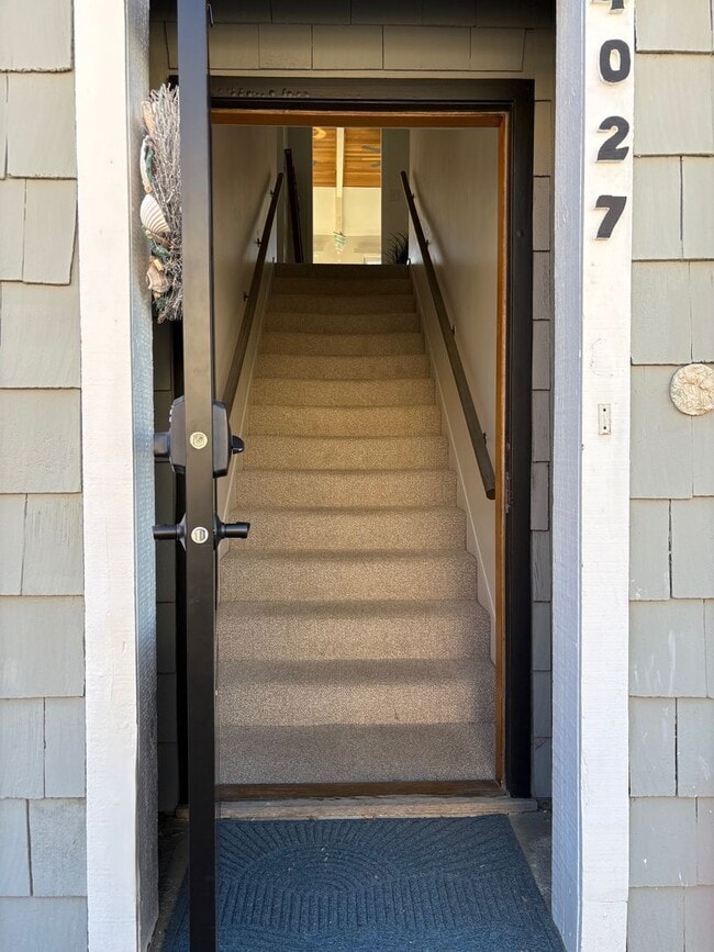 Foto del edificio - 4027-4029 Ocean Dr