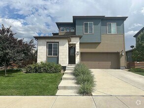 Building Photo - 8 Starlight Cir