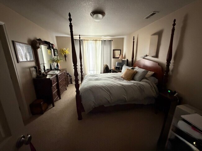 Dormitorio principal - 1719 SW San Mateo Ter