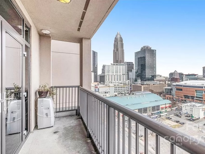 222 S Caldwell St Unit 1510, Charlotte, NC 28202 Condo for Rent in