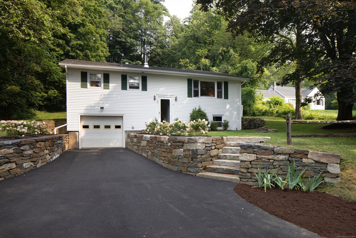 Foto principal - 37 Greene Ave
