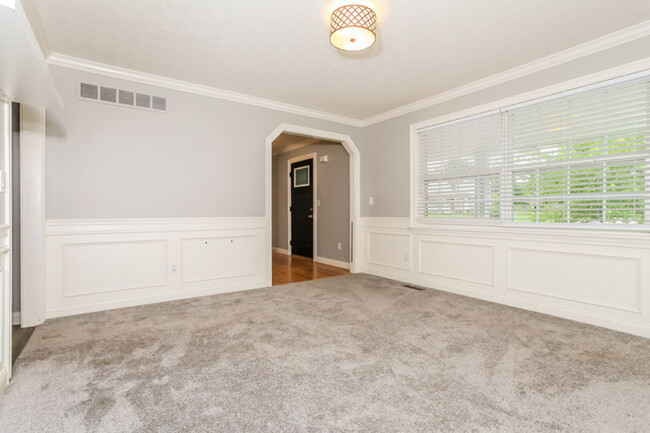 Building Photo - 6487 Chablis Dr, Liberty township, OH, 45011