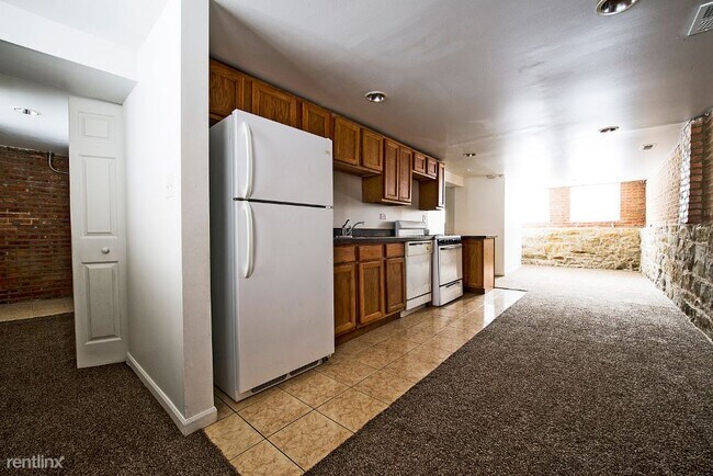 Foto del edificio - 2 br, 1 bath Apartment - 1511 E 73rd St