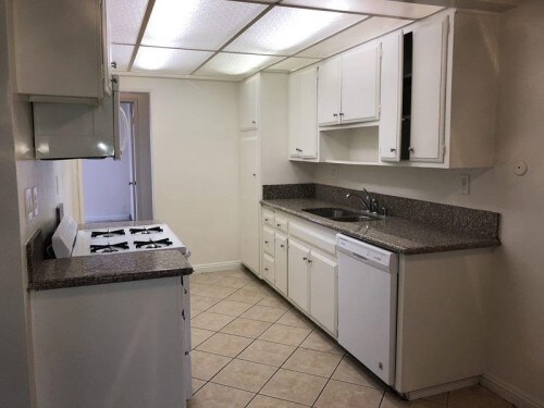 Building Photo - The Franciscan Apartments