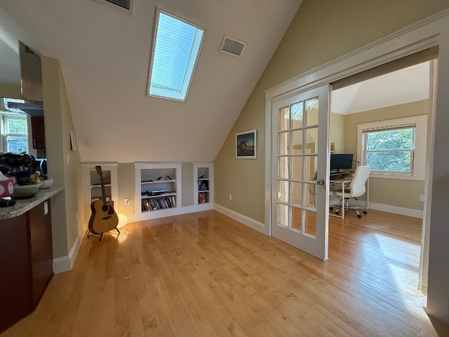 Building Photo - 206 Arborway