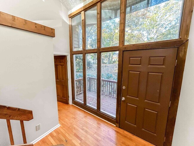 Building Photo - Fantastic 3 BR/3 BA Woodland Retreat in Smyrna!