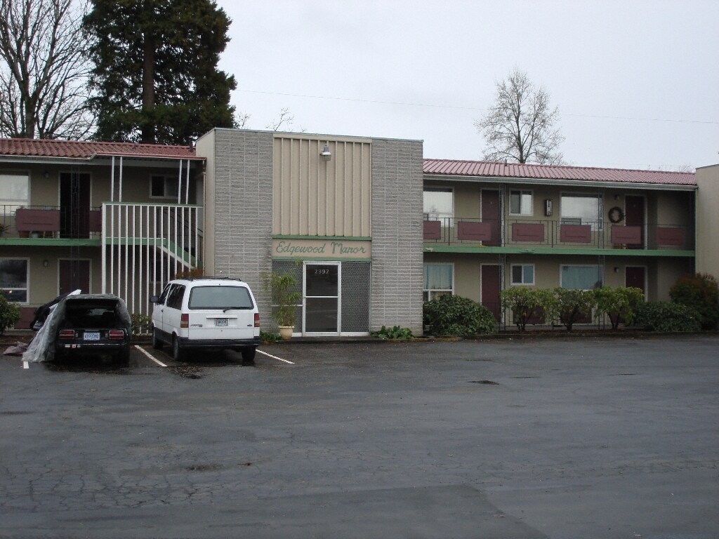 Edgewood Manor Apartments Apartments in Salem, OR