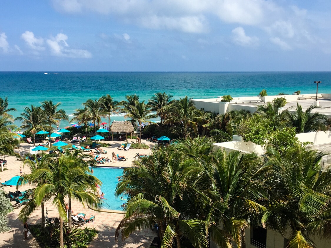 Foto principal - 3801 S Ocean Dr