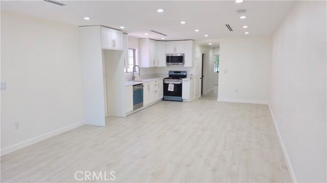 Building Photo - 11623 Paso Robles Ave