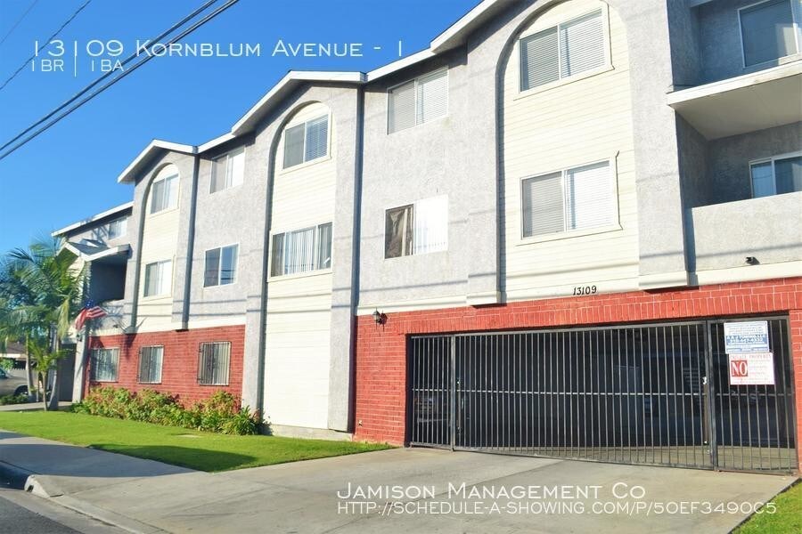 13109 Kornblum Ave Unit 1, Hawthorne, CA 90250 Apartment for Rent in Hawthorne, CA