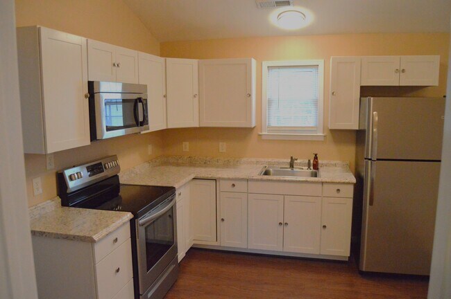 Foto del edificio - 1814 Mountain View Rd