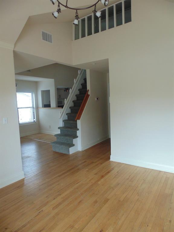 Foto del edificio - 1410 W 51st St