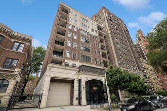 Building Photo - 434 W Melrose St