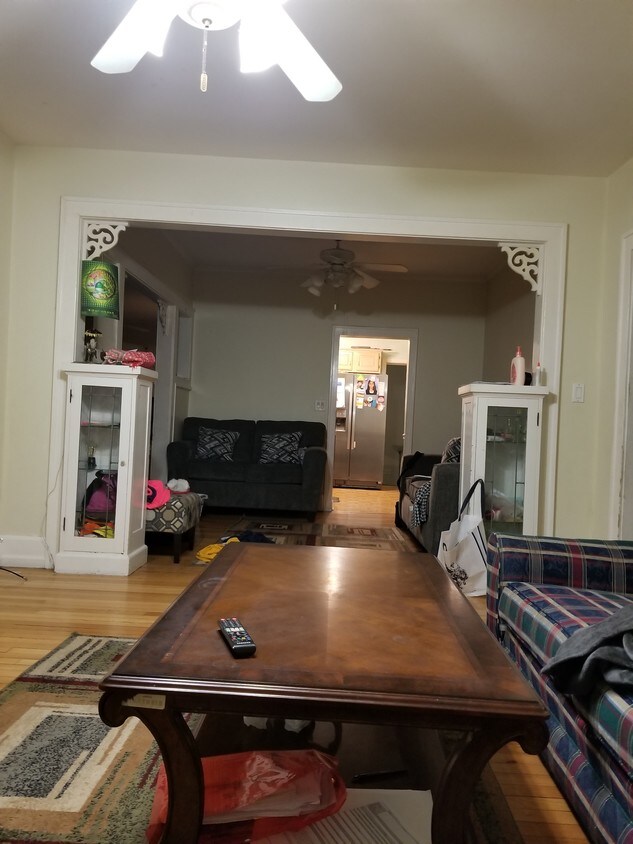 Foto principal - 4837 Grove St