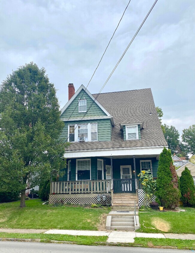 Primary Photo - 246 North Ave