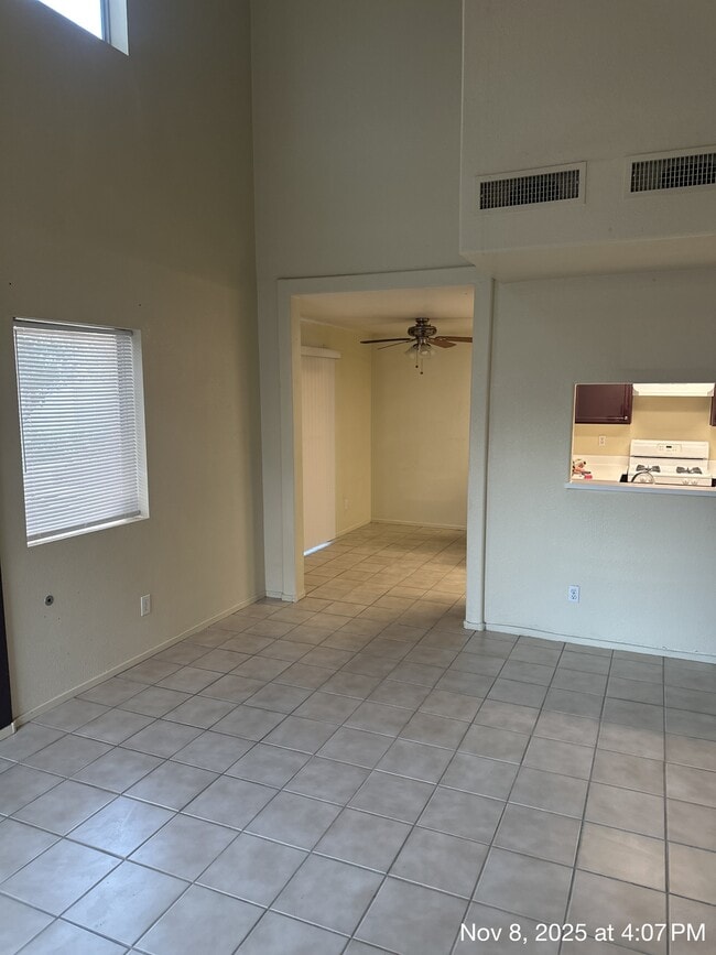 Foto del edificio - 6833 Coral Rock Dr