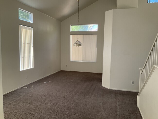 Foto del edificio - 4799 Zanzibar Ln