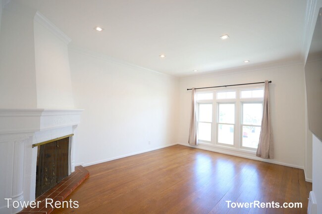 Foto del edificio - 3 br, 2 bath House - 1443 43rd Ave.