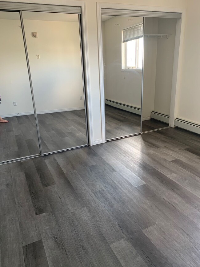 Building Photo - Apartment/Condo Located in Timberlea - Great Price You Will Not Want to Miss Out!
