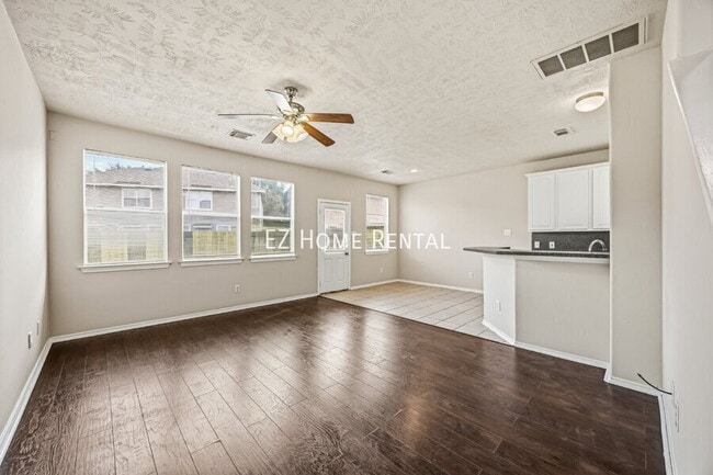 Photo - 14322 Mooreview Ln Townhome