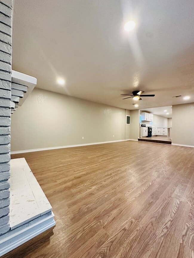 Foto del edificio - 1408 Stadium Ave