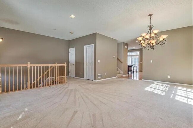 Building Photo - 15624 Lilac Dr