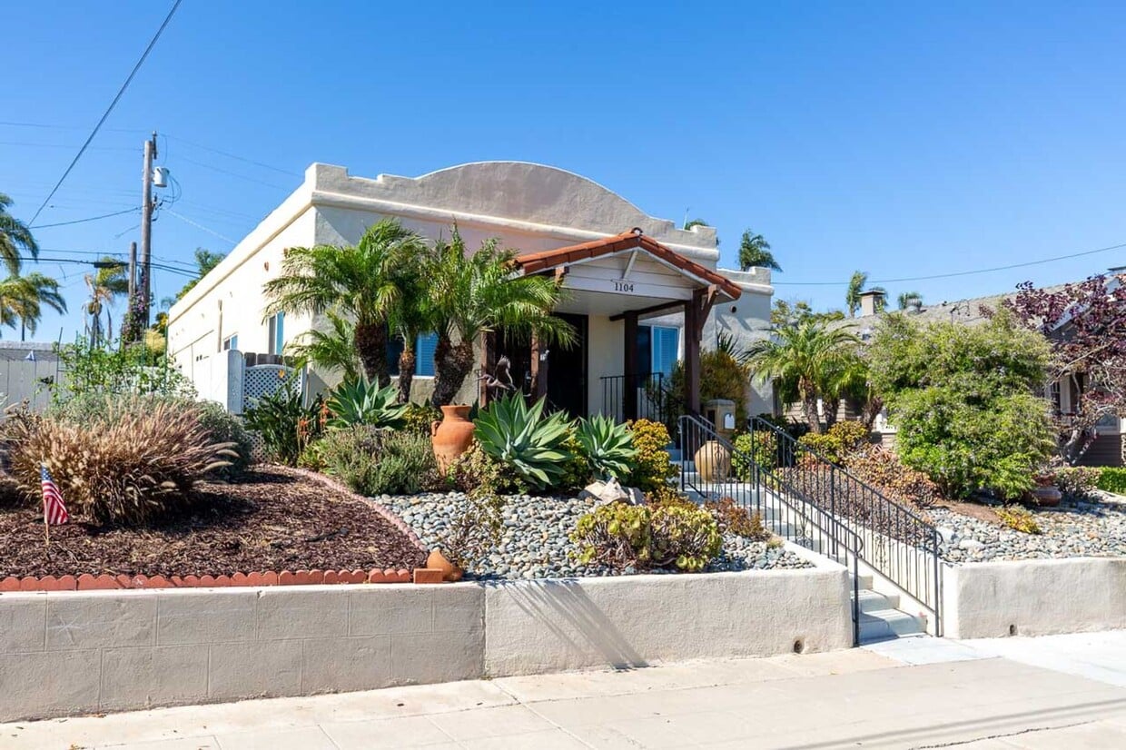Primary Photo - 3 bed, 2 bath Single Family Home in Missio...