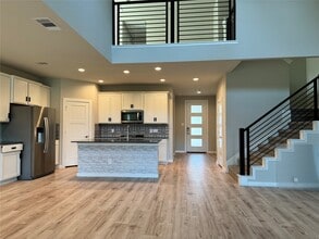 Building Photo - 10213 Prairie Creek Ln
