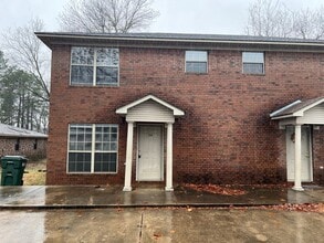 Building Photo - 371 Farris Rd