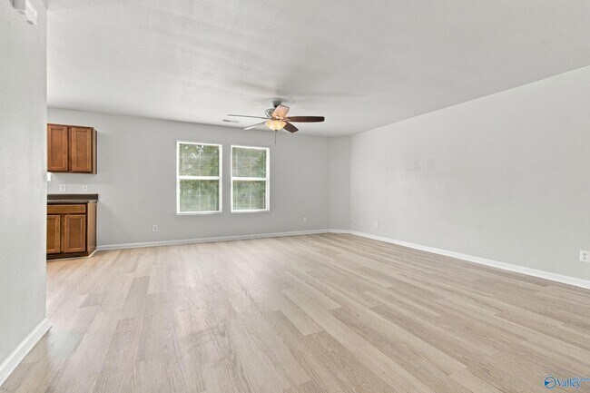 Foto del edificio - 155 Bayside Ln
