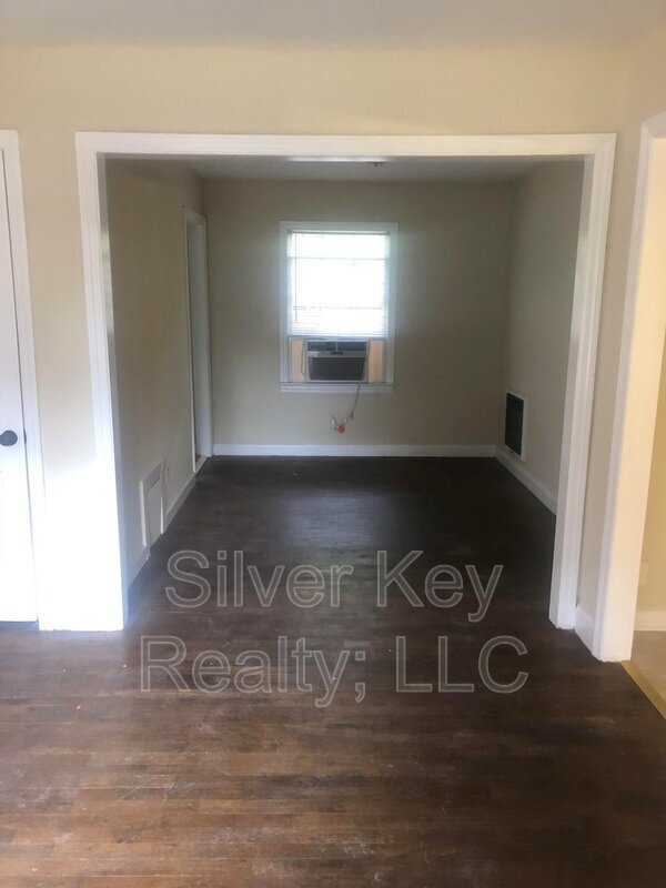 505 Guille St Unit 1, Athens, TN 37303 Condo for Rent in Athens, TN