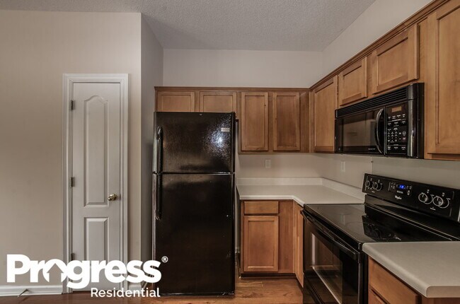 Foto del edificio - 8277 Wesley Woods Cir