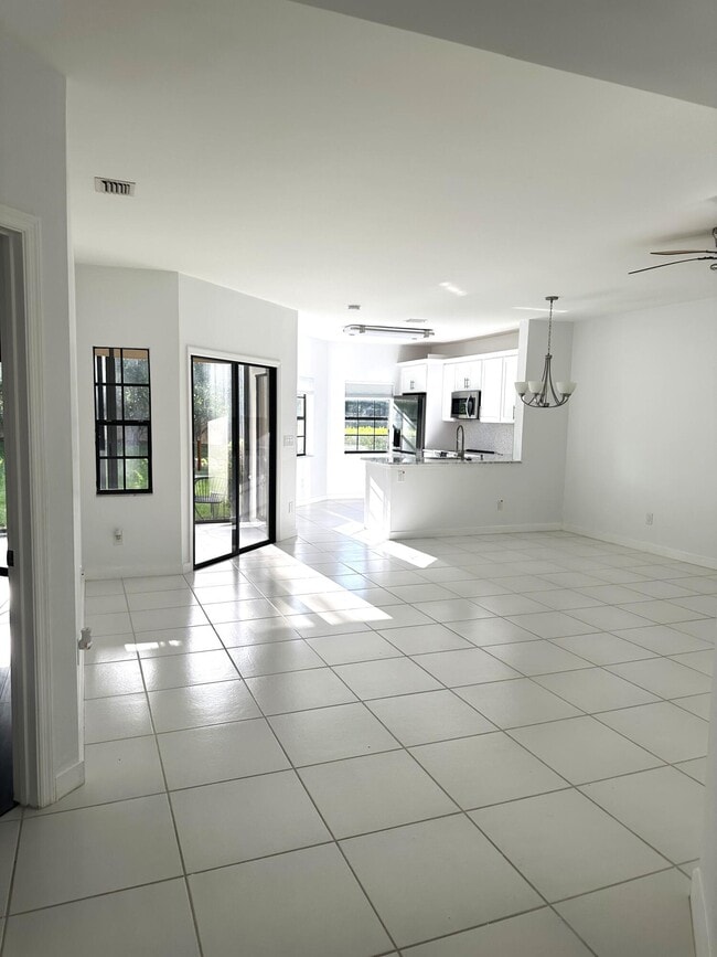 Building Photo - 6650 Montego Bay Blvd