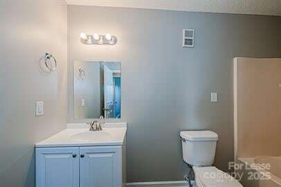 Foto del edificio - 312 Hoskins Mill Ln