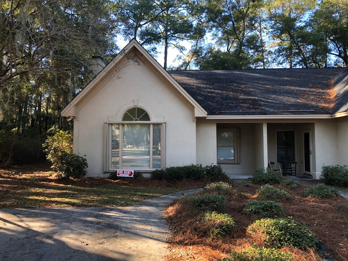 2626 Joshua Cir, Beaufort, SC 29902 Townhome Rentals in Beaufort SC