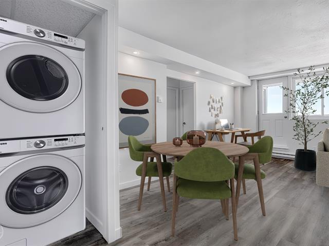 Building Photo - 200 Boulevard de la Cité-des-Jeunes