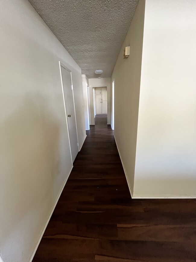 Hallway - 9536 Park St