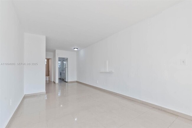 Photo - 1685 Jefferson Ave Apartment