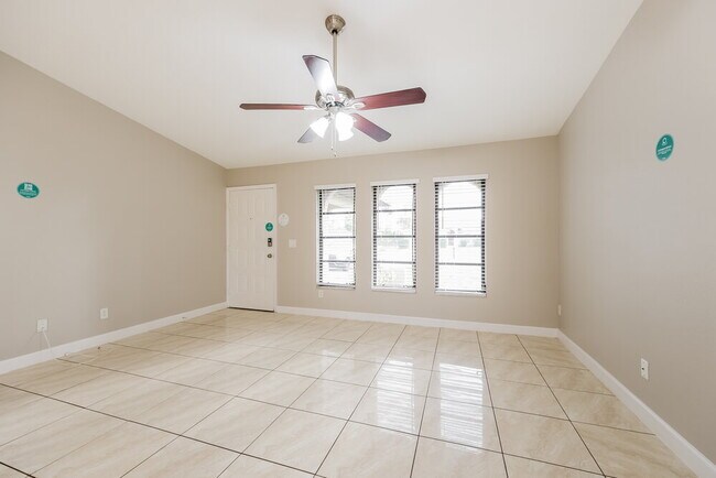 Foto del edificio - 909 SW 9th Ave