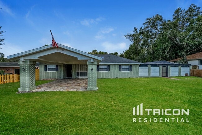 Building Photo - 1617 Alder Way
