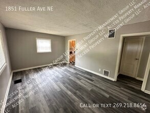 Building Photo - 1851 Fuller Ave NE