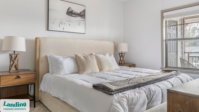 Foto del edificio - 2000 Monroe Pl NE